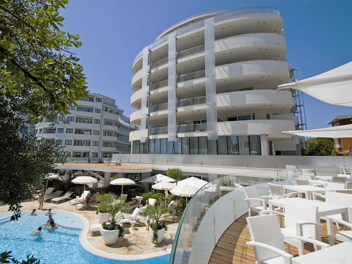 Hotel Premier & Suites - Premier Resort Milano Marittima Exteriér fotografie